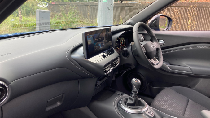 Nissan Juke 1.0 DiG-T Acenta Premium 5dr [Revised] Petrol Hatchback - Image 9